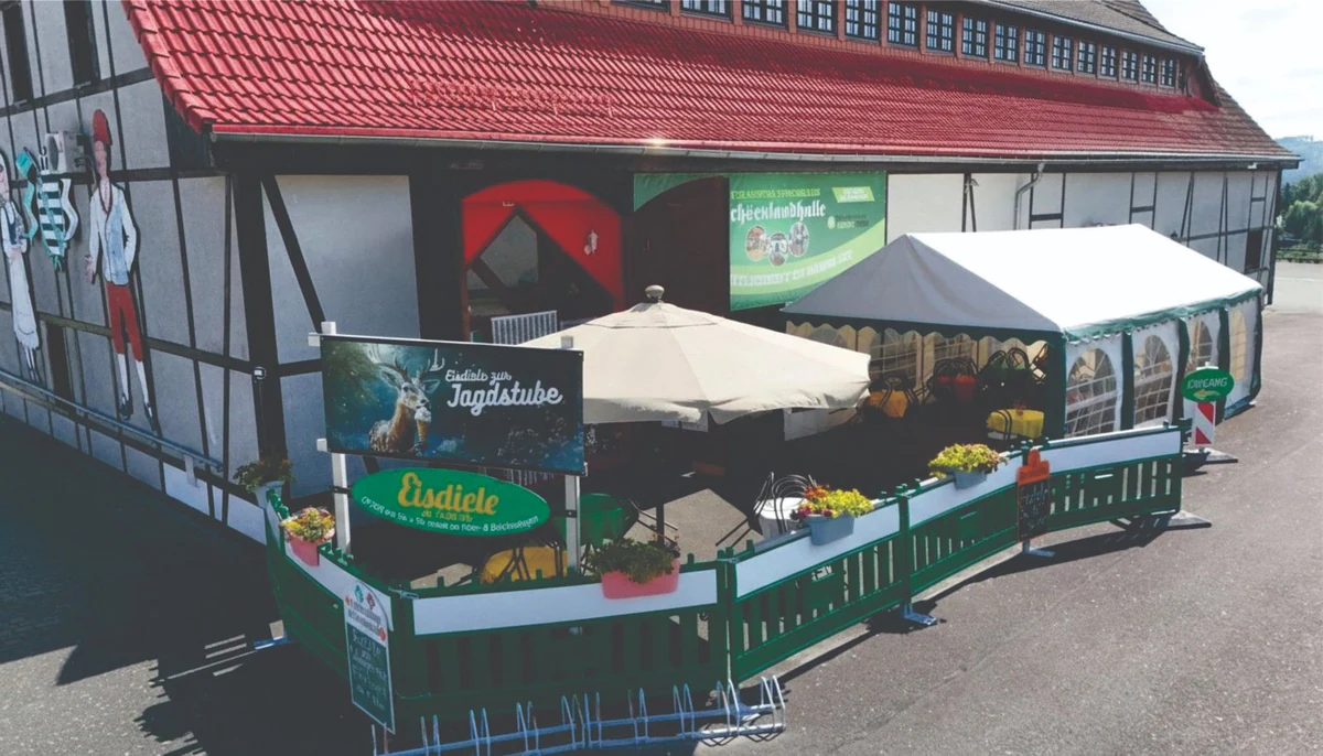 Eisdiele außen